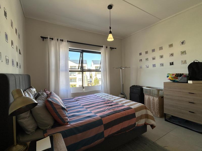 To Let 1 Bedroom Property for Rent in Sandown Western Cape